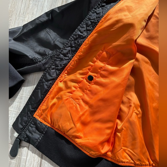 NWOT original Alpha Industries lightweight bomber - Picture 9 of 11